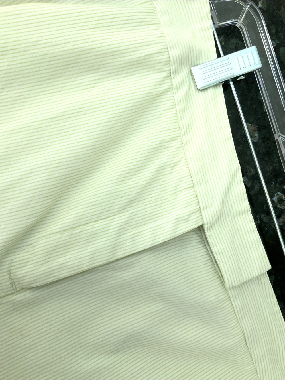 Chico's Pale Green searsucker womens Shorts size 2.5 (XL)